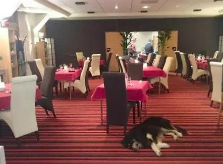 2 Bed In And Out Luxury In 5 Star Apartment